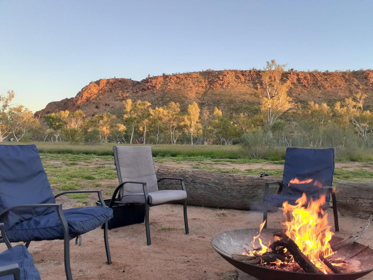 Squeakywindmill Boutique Tent B&B Alice Springs Extérieur photo