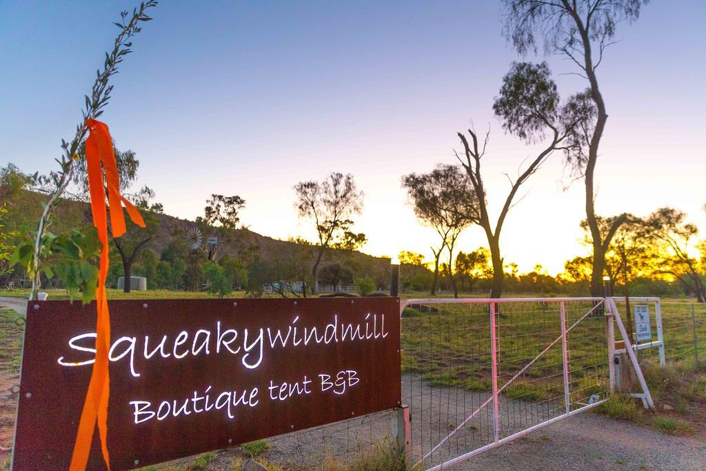 Squeakywindmill Boutique Tent B&B Alice Springs Extérieur photo